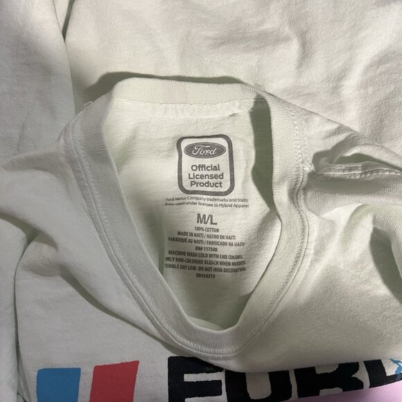 FORD Official Vintage Mustang Crop Top Tee Shirt Size Medium Large Graphic Retro - Picture 6 of 8